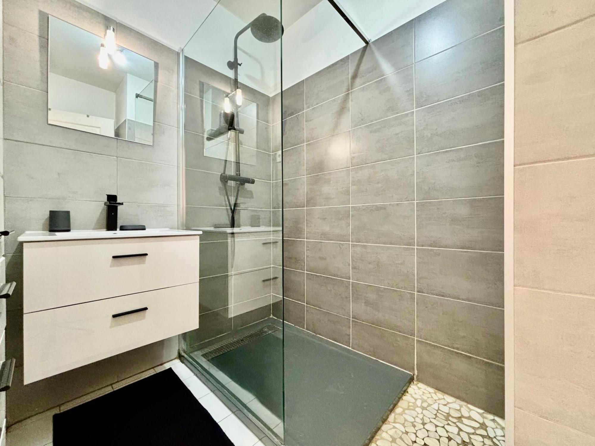 Superbe 3 Pieces Sur La Baie De Theoule Apartment Exterior photo
